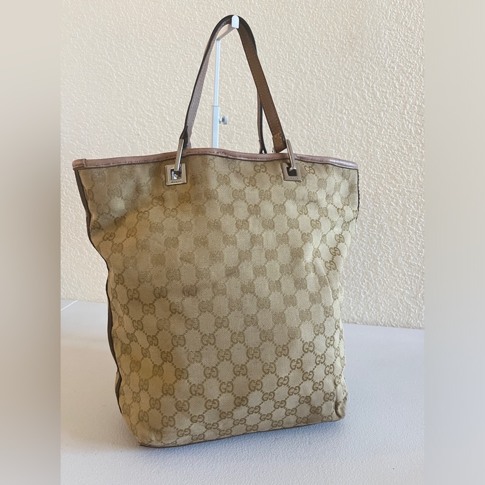 Gucci tote bag